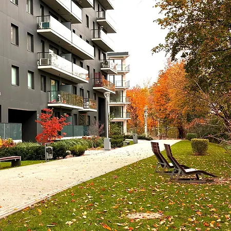 Apartman Prime Time - 24h Check -in - Parking W Cenie