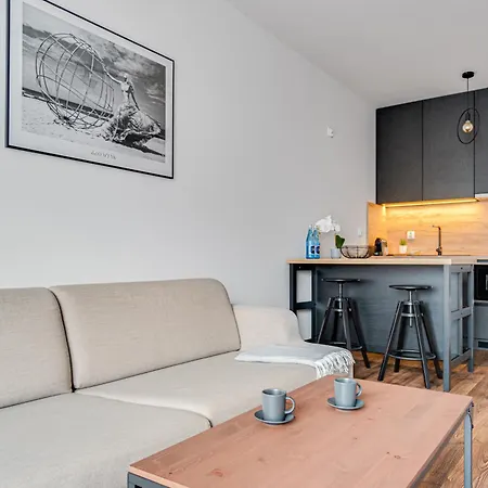 Prime Time - 24h Check -in - Parking W Cenie Breslavia